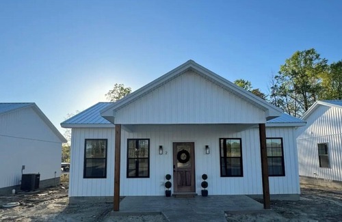 Farmers Maison | Cottage #2 at MeadowView!