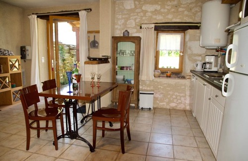 Monflanquin Maison | Gîte 4 – « Le Vigne » (Gite climatisé)