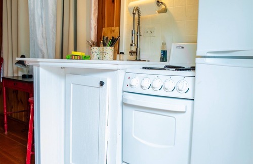 Wolfeboro Cottage | Cottage 5-6 - Year Round Pet Friendly - 2 Bedroom / 1 Bath End Unit