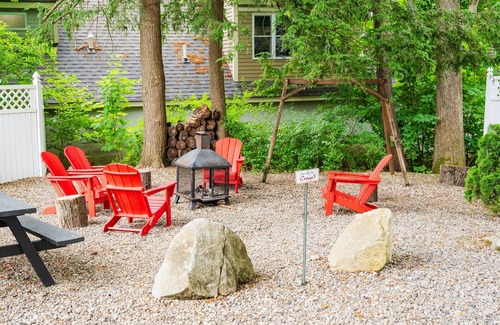 Wolfeboro Cottage | Cottage 8-9 - Year Round - Pet Friendly - Stand Alone 2 Bedroom / 2 Bath