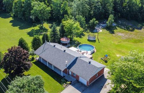 Elizabethtown-Kitley Maison | Cottage backing water