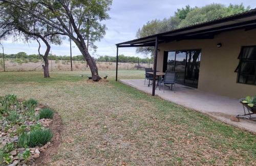 Leeupoort Chalet De Ski | Cottage, BelaBela near Mabula, Zebula & Mabalingwe