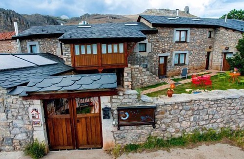Villafeliz de Babia Cottage | Cottage entre Babia et la lune - Couleurs pour 3 personnes