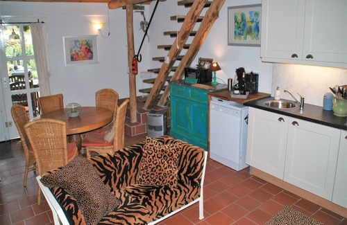 Roussines Cottage | Charmant gîte avec piscine à Roussines