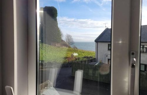 Greencastle Maison | Cottage by the sea Greencastle