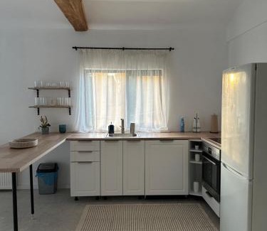 Arpasu de Sus Maison | Cottage Bytheriver