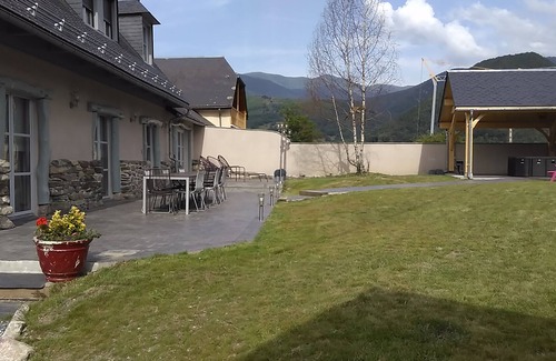 Arreau Cottage | Les écuries de Lisa - Gîte de groupe 16 personnes