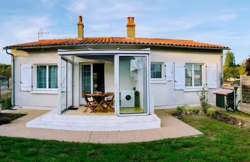 Salles sur Mer Maison | Cottage Chaleureux Proche Ocean
