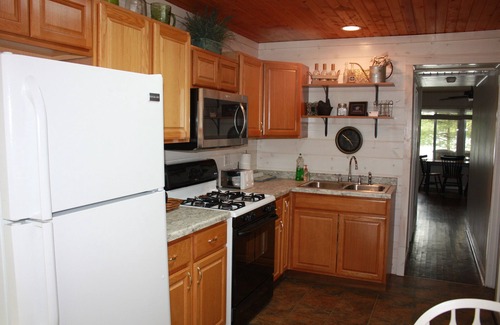 Waupaca Cottage | Cottage Chic sur les O'Lakes de la chaîne de Waupaca