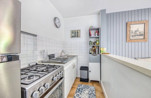 Arveyres Maison | Petite maison 'Échappée Bel' avec terrasse partagée, jardin partagé et Wi-Fi
