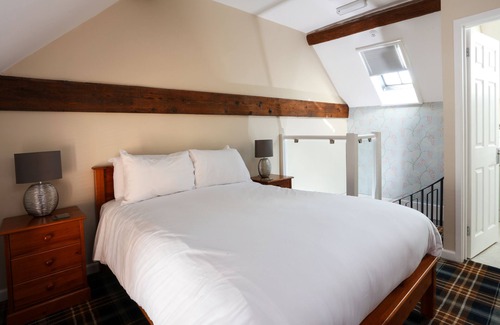 Alcester Cottage | Cottage-Salle de bain et douche-Self Catered - 2 Peoples