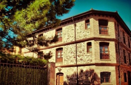 Badaran Maison | Gîte pour 18 personnes avec jardin et pique-nique