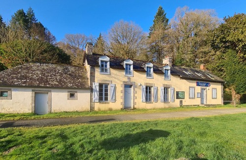 Bon Repos sur Blavet Cottage | Maison éclusière de Bon Repos - Au bord du canal