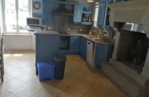 Lanhelin Maison | Casita de campo "Gîte Proche St Malo - Cancale" con jardín compartido y Wi-Fi