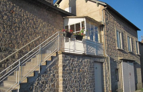 Saint-Andre-de-Vezines Maison | GITE 'MAISON DE MARTHE' CLASSE 3 ETOILES