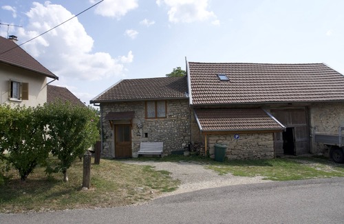 Benonces Maison | cottage maison bugey méridional Cascades Benonces 70km Lyon.