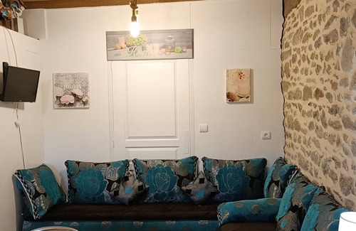 Moulins-le-Carbonnel Autre | Cottage in a farm for 6 people