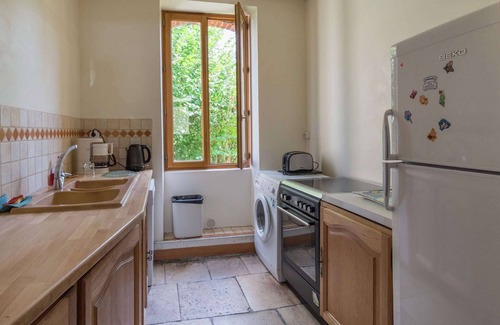 Giroux Autre | Cottage in an old remote farmhouse near Châteauroux