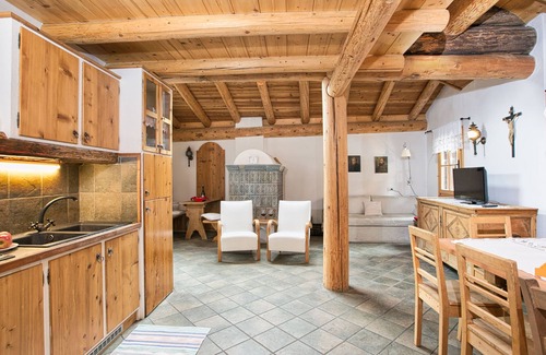 Bellamonte Appartement | Cottage in Bellamonte with hot tub