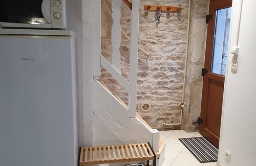 Varennes-le-Grand Maison | cottage in Bourg Mignon