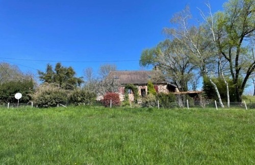 Louignac Maison | Cottage in Corrèze with Garden Views