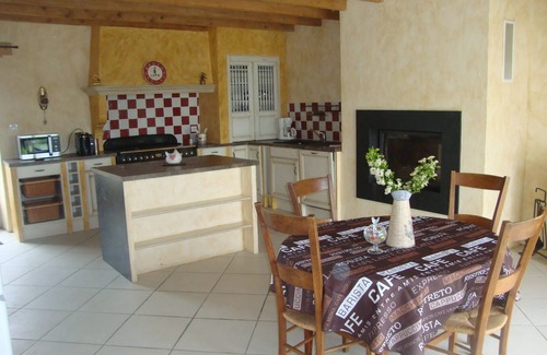Marans Maison | Gite rural en pleine campagne proche de La Rochelle