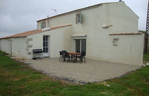 Marans Maison | Gite rural en pleine campagne proche de La Rochelle