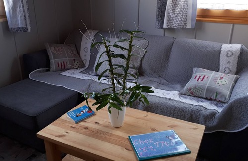 Foncine-le-Haut Maison | Gîte dans maison individuelle, avec chalet-véranda derrière