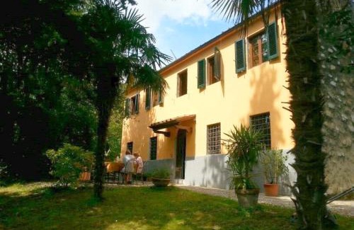 Santa Maria del Giudice Maison | Cottage in Lucca with Pool & Countryside Charm