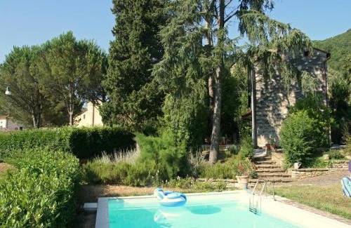 Santa Maria del Giudice Maison | Cottage in Lucca with Pool & Countryside Charm