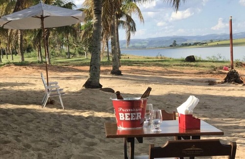 Barao de Antonina Maison | Cottage dans le barrage de Chavantes, avec plage, piscine, rampe de mise à l'eau, île