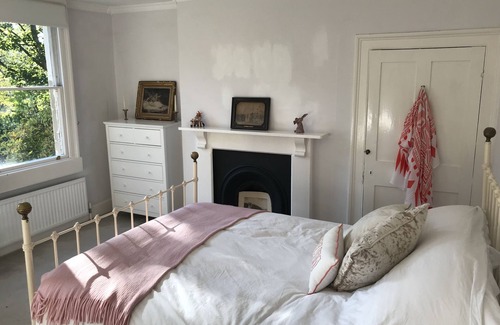 Newton St Loe Maison | Cottage dans la ville. Endroit calme, à 5 minutes à pied du magnifique Bath