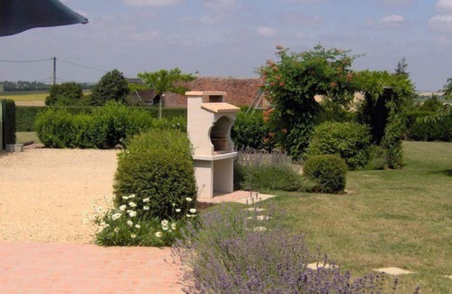 Ligueil Cottage | GITE A LA CAMPAGNE AVEC PISCINE (en fonctionnement du 01/04 au 30/09)