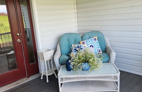 Tuscarora Cottage | Cottage in the Country, walk to miles of hiking trails, close to restaurants