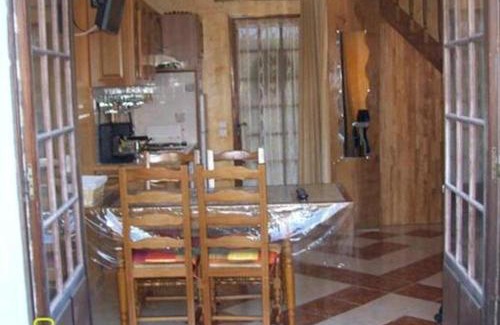 Brou-sur-Chantereine Maison | Cottage in Vaires-sur-Marne near Forest & Lake