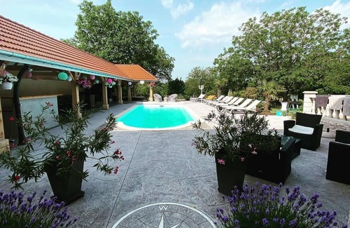 Villers-sur-Port Cottage | Maison "La Campagne" avec piscine privée, terrasse privée et Wi-Fi