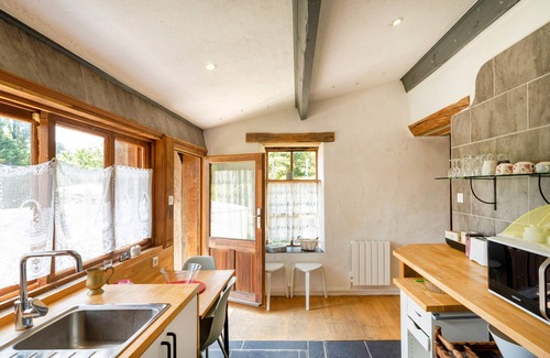 Panjas Maison | Maison 'La Caseta' avec piscine partagée, Wi-Fi et climatisation