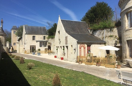 Azay-le-Rideau Maison | Cottage de la Tour 4 pers, piscine parc, coeur des châteaux à Azay le rideau