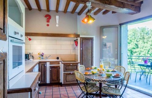 Bressieux Cottage | Petite maison 'Le Gite De La Tour' avec terrasse privée, jardin privé et Wi-Fi