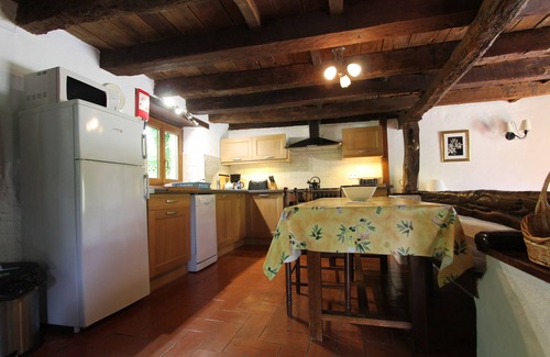 Puybrun Cottage | Le Jasmin, 4 personnes maximum, gîtes de caractère avec tout confort