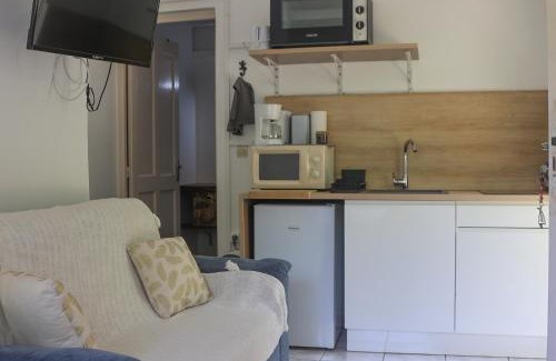 Grand Anse Appartement | Cottage Les 3 Rochers - SEC PATE Coté jardin