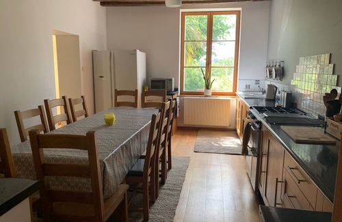 Sarce Maison | Cottage "Les Guittieres Gites" with Shared Terrace, Shared Garden & Wi-Fi