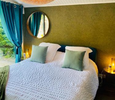 Prouilly Maison | Cottage, Lodge & Spa