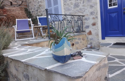 Hydra Cottage | Cottage Nefeli Theoktista-construit par un Détaché Maison en pierres pres Sea Side