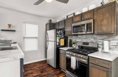 Peoria Heights Maison | Cottage on Duryea - Cozy 1BD home in the Heights