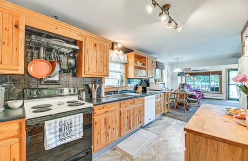 Bradford Cottage | Cottage on Lamoka Lake w/ Deck, Grill & 3 Kayaks