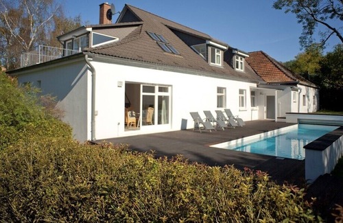 Wichmannsdorf Cottage | Cottage pour des motifs ressemblant à un parc avec piscine chauffée