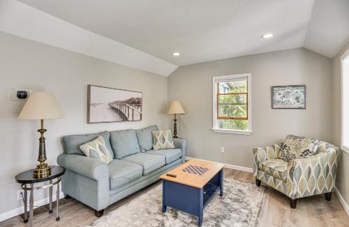 White Island Shores Maison | Cottage on Private Pond with Beach in Wareham