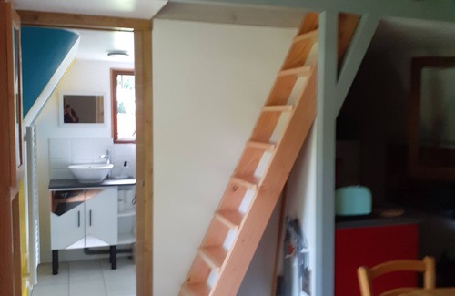 Bugeat Maison | Cottage on the banks of the Vezere river