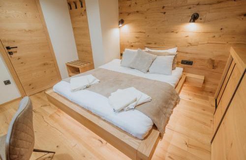 Paka Maison | Cottage Planska koča